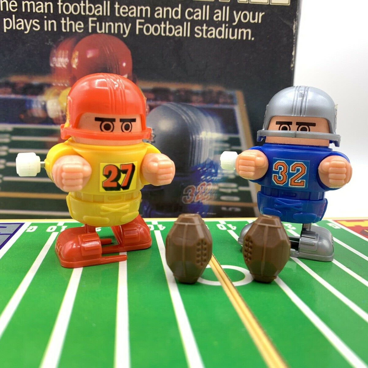 TOMY Funny Football Vintage Wind-Up Game – Soxfords