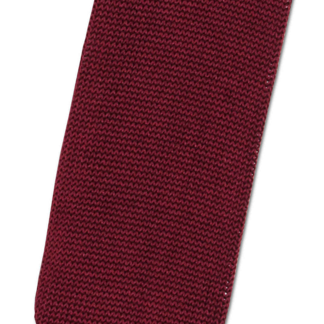 Dark red knitted skinny silk tie 