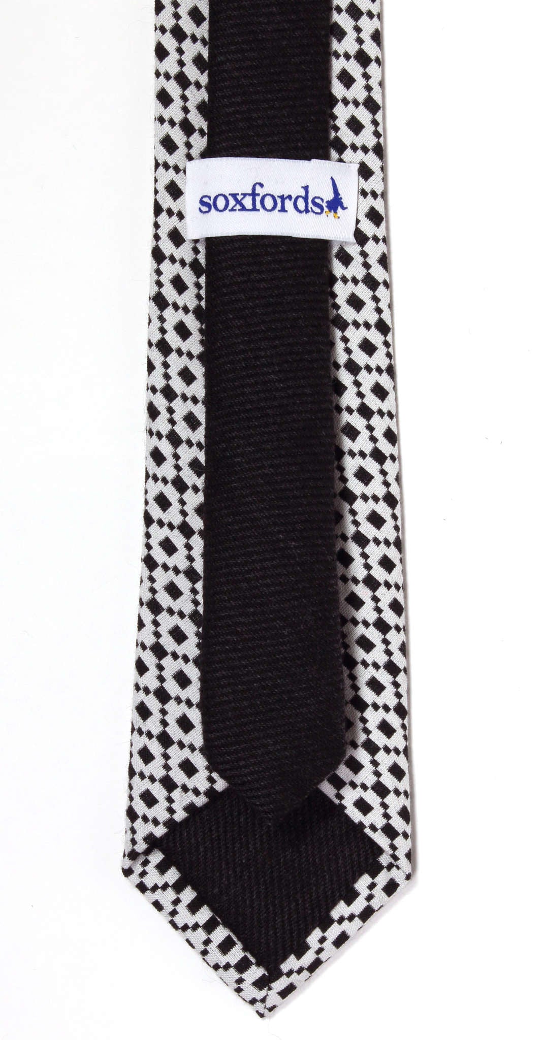 Black and white woven wool tie, hand-crafted in Brooklyn, NYC