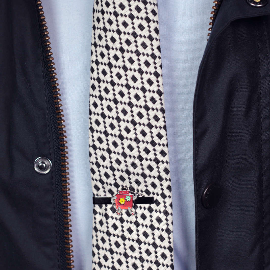 Black and white woven wool tie, hand-crafted in Brooklyn, NYC